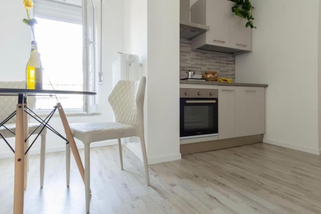One Flat/Studio,Busto ArsizioCenter,With Terrace ภายนอก รูปภาพ